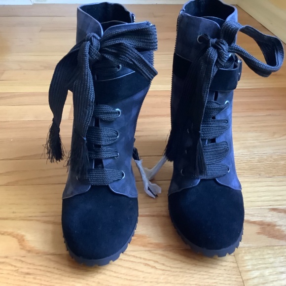 Splendid Celine High Heeled Suede Ankle Boots Black Gray Plaid SZ 9.5 NWOT - Picture 3 of 16